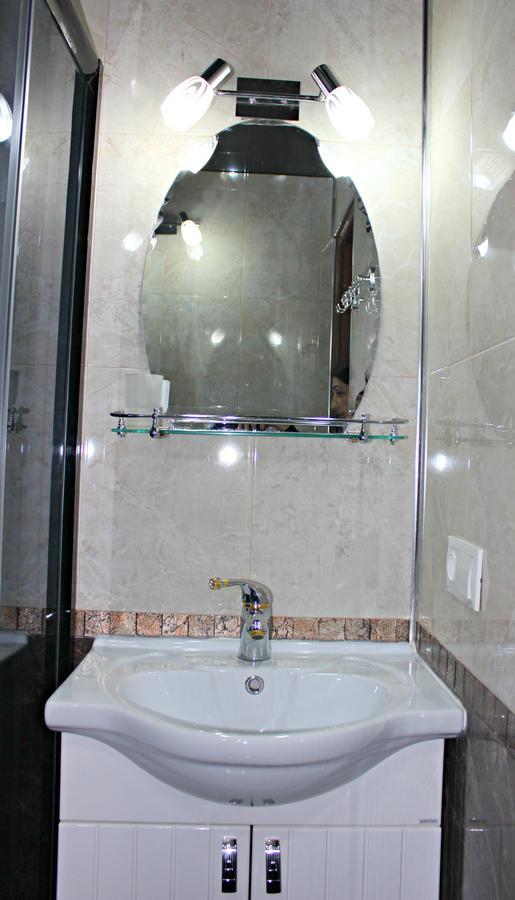 Madona'S House Apartment Батуми Екстериор снимка