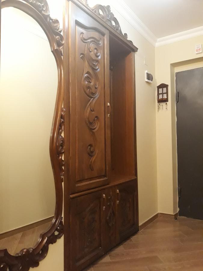 Madona'S House Apartment Батуми Екстериор снимка