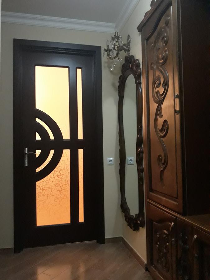 Madona'S House Apartment Батуми Екстериор снимка
