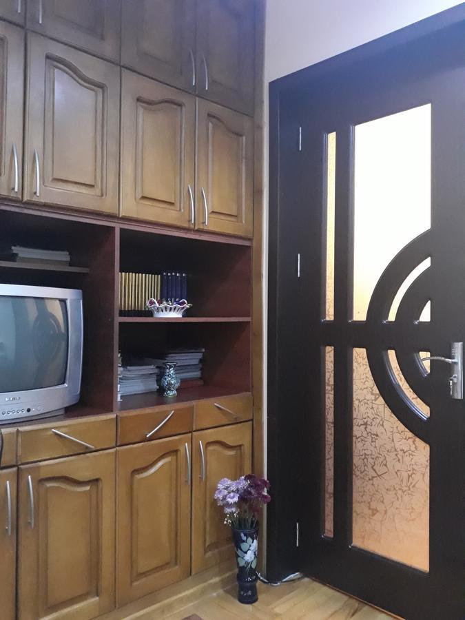 Madona'S House Apartment Батуми Екстериор снимка